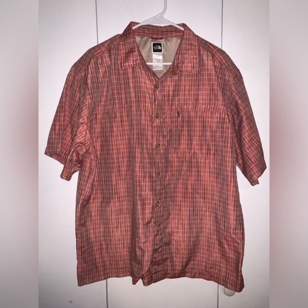 The North Face men’s button up shirt